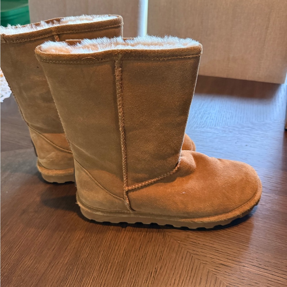BearPaw Women's Tan Winter Boots